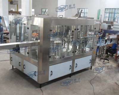 全自動(dòng)常壓三合一灌裝機(jī) 提升食品生產(chǎn)自動(dòng)化水平的理想選擇